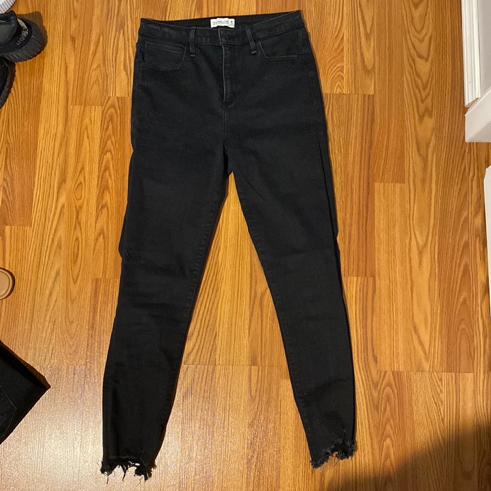 A&F high rise skinny ankle.